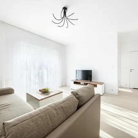 Apartamentyprzymorzu Strzelecka 33 Z Parkingiem Kołobrzeg Exterior foto