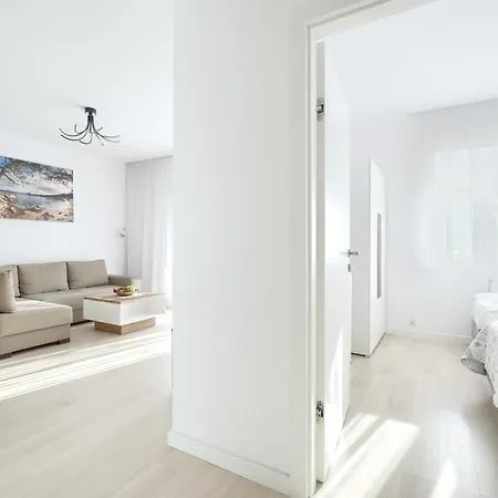 Apartamentyprzymorzu Strzelecka 33 Z Parkingiem Kołobrzeg Exterior foto